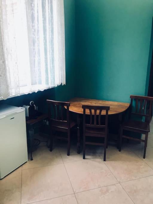 44 Appartamento Nel Centro Di Roma Via Nazionale Bagian luar foto